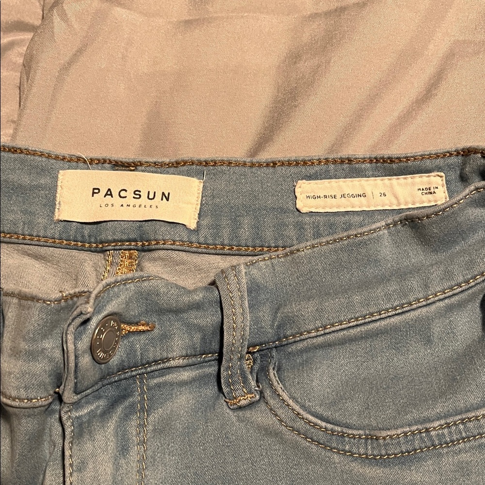 PacSun Denim High-Rise Jegging in Light Blue
